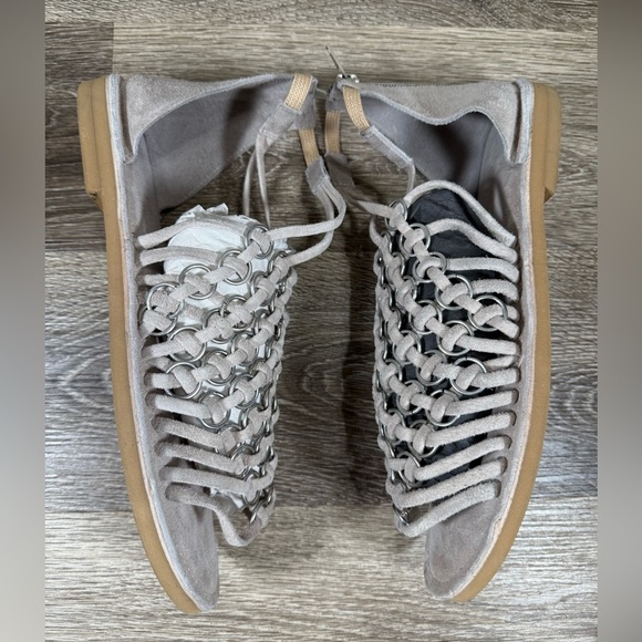 Musse & Cloud Shoes Women 10 Taupe Suede Ring Cage Sandal heel Zip Boho Neutral - Picture 7 of 8